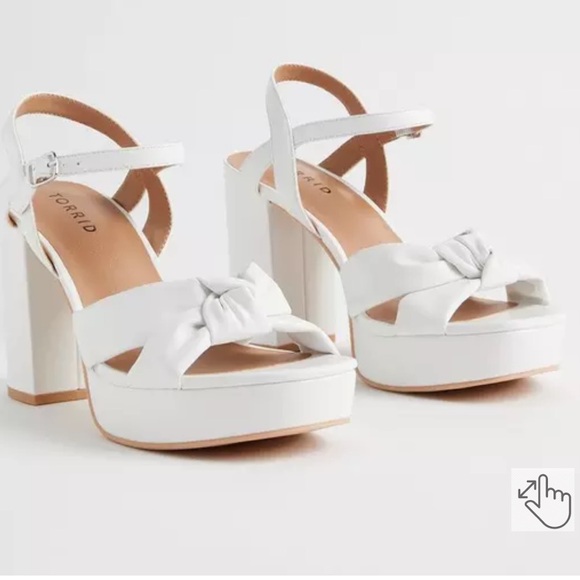 Torrid Soft Knot Heeled Platform Heels - Picture 1 of 6